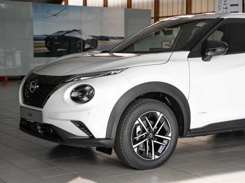 Nissan Juke N-Connecta 1.6 Hybrid Winterpaket Voll-LED