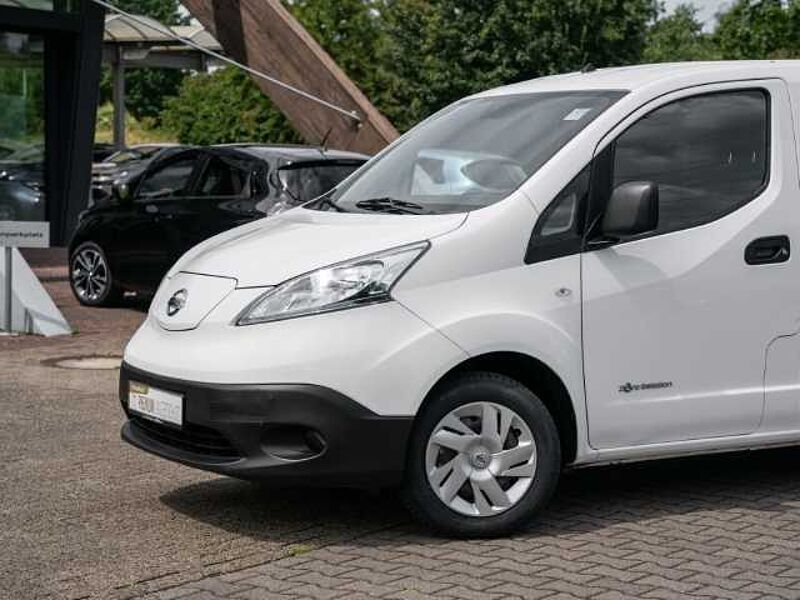 Nissan NV200 Evalia e-Kasten Premium Navi Klimaautom DAB SHZ Lenkrad HZG  Rückfahrkam.